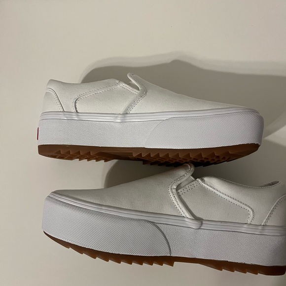 Vans Asher Platform Women's White Slip-On Sneakers - Picture 9 of 9